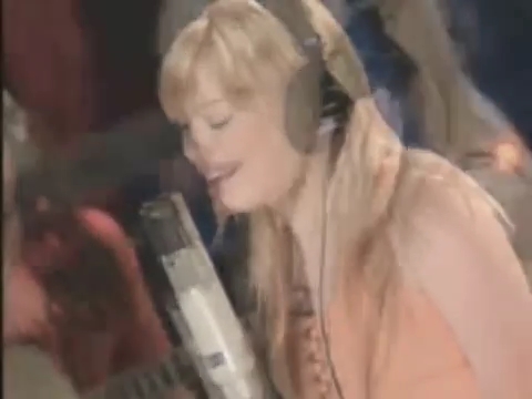 DailyDuff_dot_nl-2003AOLSession0246.jpg