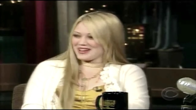 DailyDuff_dot_nl-2004Late_ShowWithDavidLetterman0224.jpg