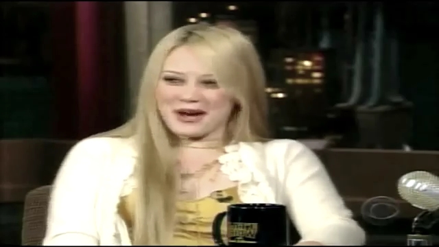 DailyDuff_dot_nl-2004Late_ShowWithDavidLetterman0328.jpg