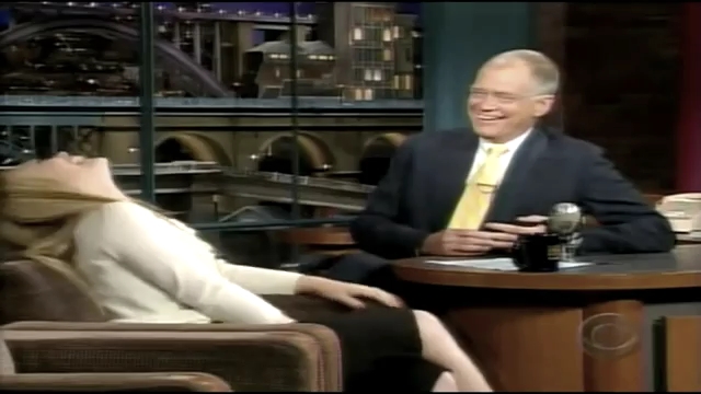 DailyDuff_dot_nl-2004Late_ShowWithDavidLetterman0411.jpg