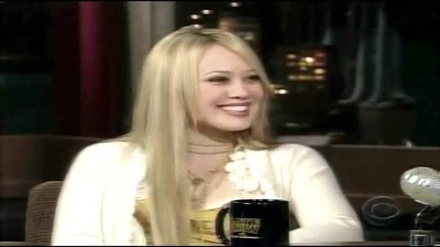 DailyDuff_dot_nl-2004Late_ShowWithDavidLetterman0519.jpg