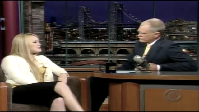 DailyDuff_dot_nl-2004Late_ShowWithDavidLetterman0527.jpg