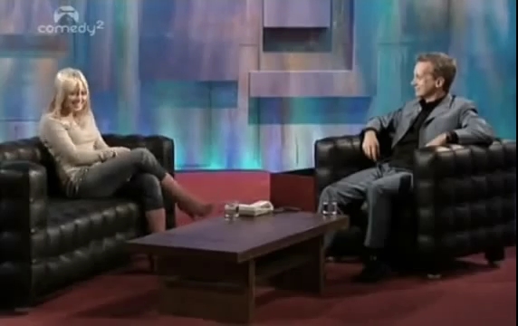 DailyDuff_dot_nl-2004TheFrankSkinnerShow0364.jpg