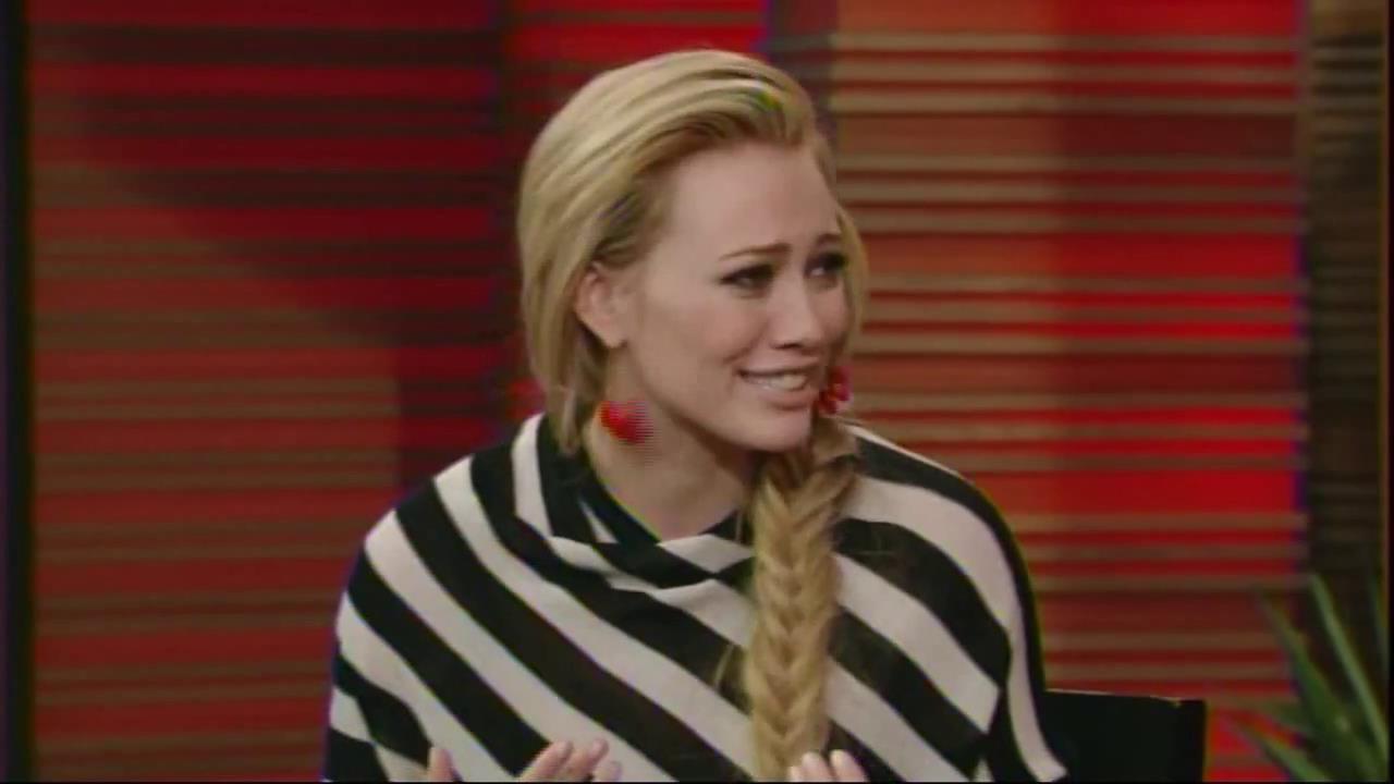 DailyDuff_dot_org__2010LiveWithRegisAndKelly00061.jpg DailyDuff_dot_org__2010LiveWithRegisAndKelly00061.jpg