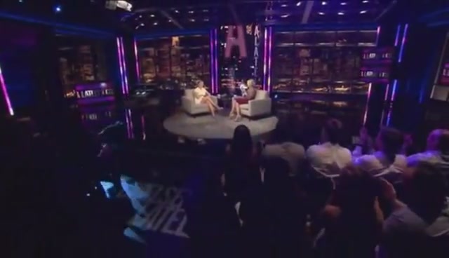 DailyDuff-dot-nl-ChelseaLately0482.jpg