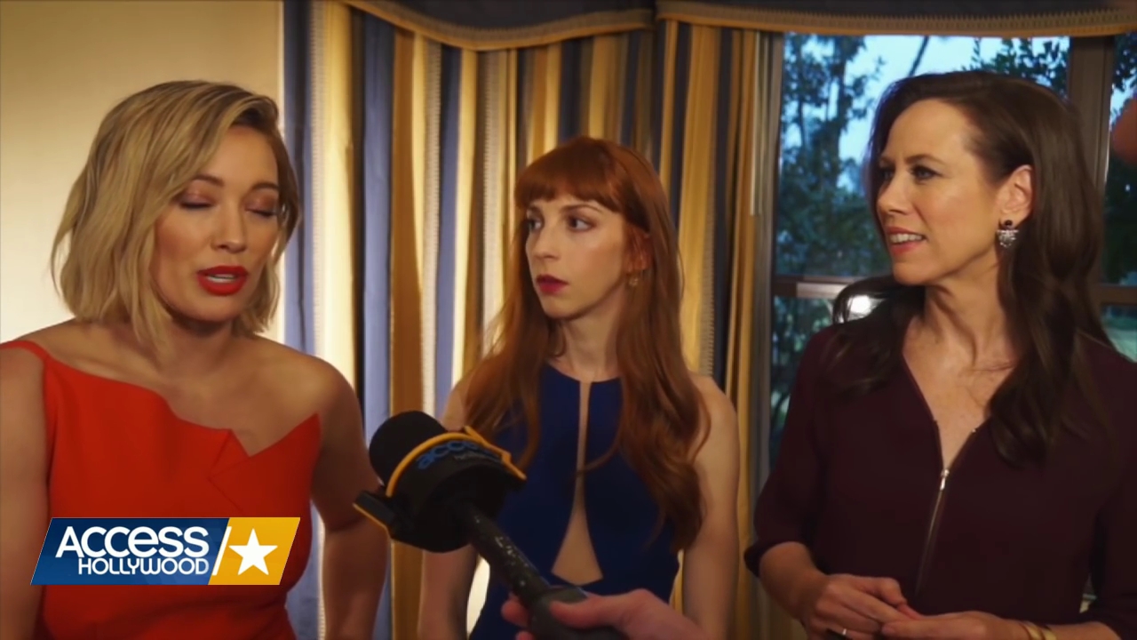 DailyDuff-dot-NL-6januari2016AccesHollywood0024.jpg