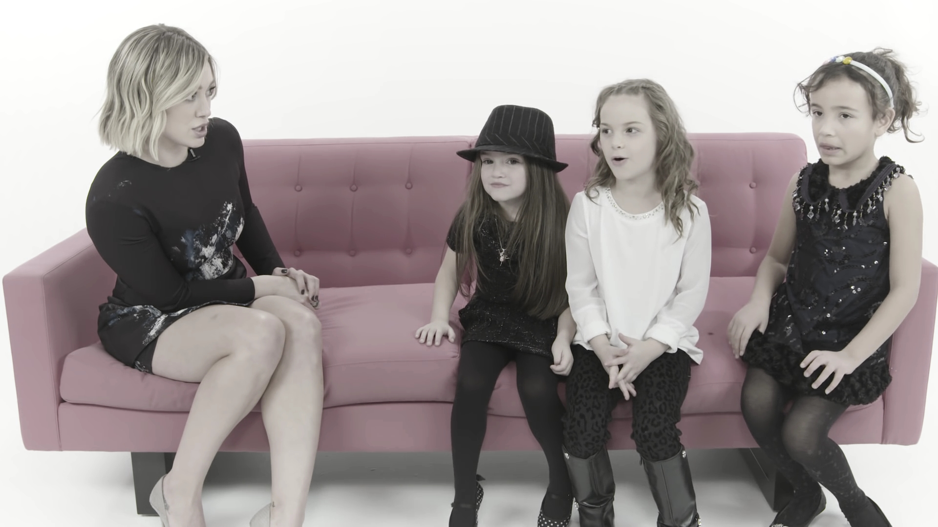 DailyDuff_dot_nl-2016Cosmopolitan-com_LittleGirlsGiveHilaryDuffAdvice0199.jpg