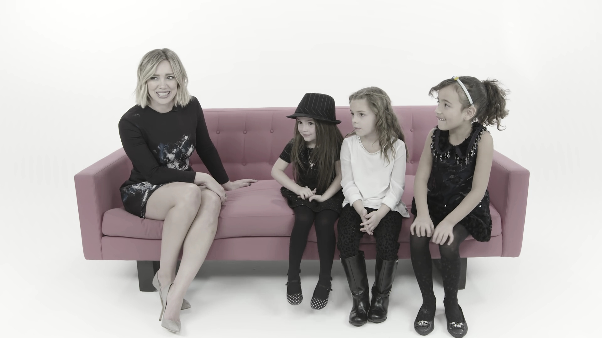 DailyDuff_dot_nl-2016Cosmopolitan-com_LittleGirlsGiveHilaryDuffAdvice0288.jpg
