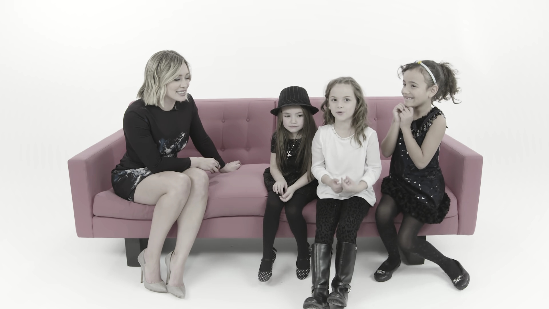 DailyDuff_dot_nl-2016Cosmopolitan-com_LittleGirlsGiveHilaryDuffAdvice0313.jpg