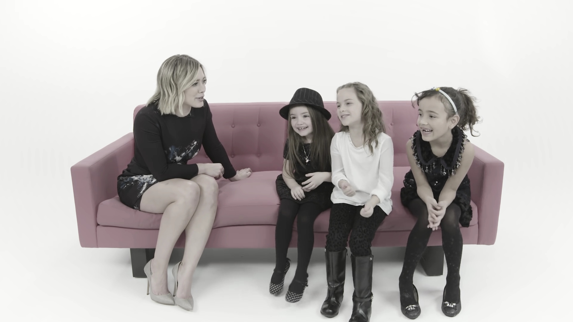 DailyDuff_dot_nl-2016Cosmopolitan-com_LittleGirlsGiveHilaryDuffAdvice0319.jpg