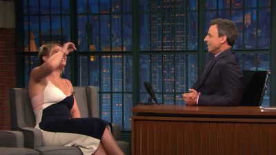 DailyDuff-dot-NL_2017LateNightWithSethMeyers0239.jpg