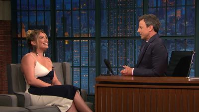 DailyDuff-dot-NL_2017LateNightWithSethMeyers0284.jpg