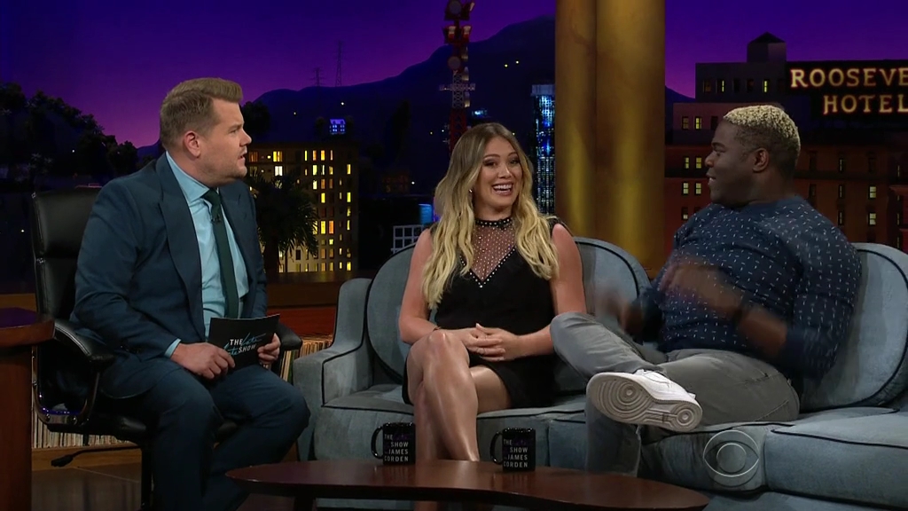 DailyDuff-dot-nl_2018TheLateLateShowWithJamesCorden0982.jpg