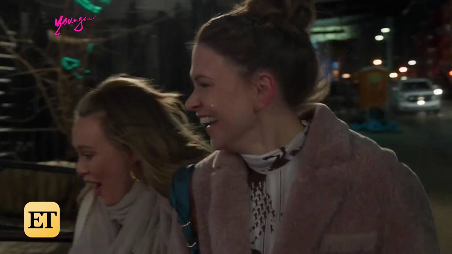 DailyDuff-dot-nl_2019EntertainmentTonight00069.jpg