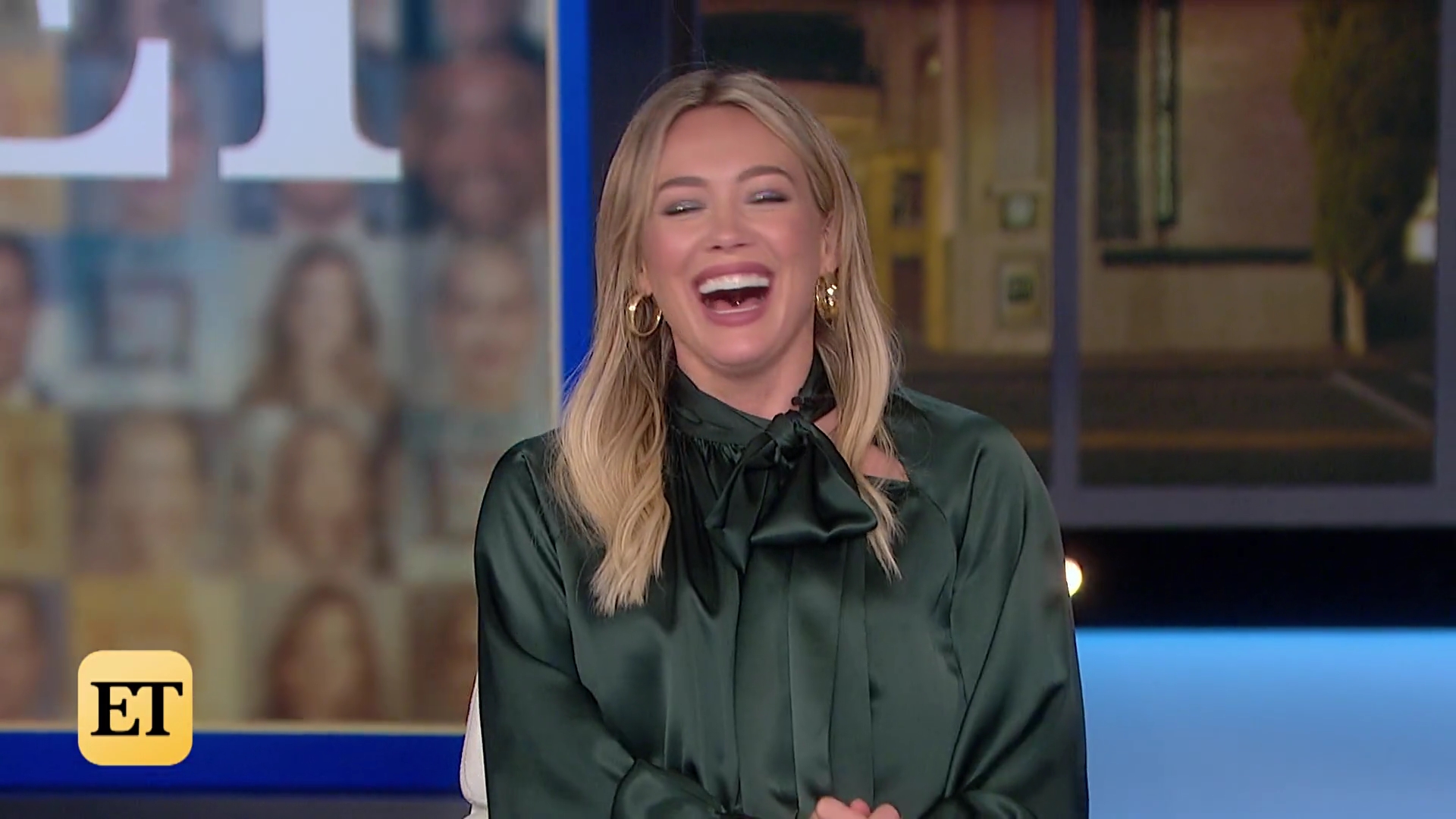 DailyDuff-dot-nl_2019EntertainmentTonight00118.jpg
