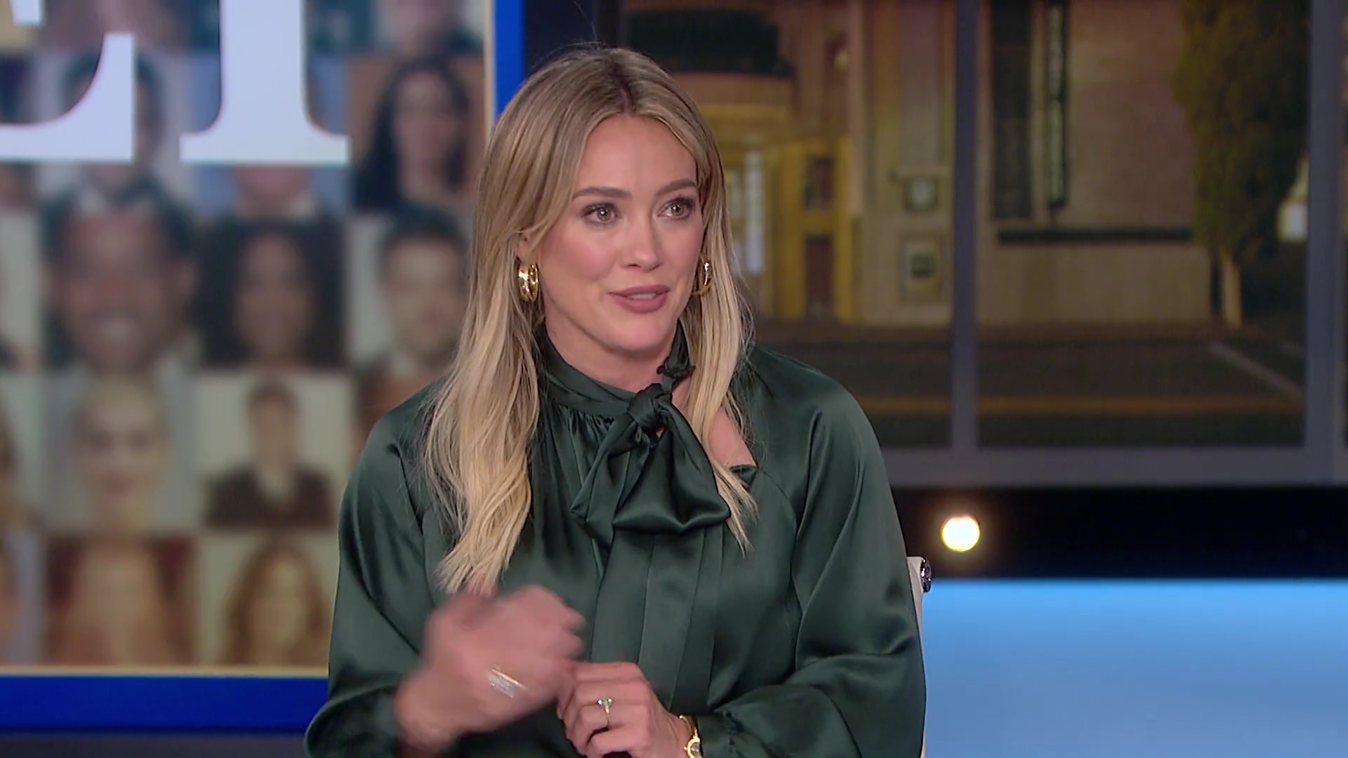 DailyDuff-dot-nl_2019EntertainmentTonight00144.jpg DailyDuff-dot-nl_2019EntertainmentTonight00144.jpg