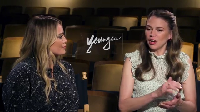 DailyDuff-dot-nl_2019TVariety-YoungerPressJunket00178.jpg