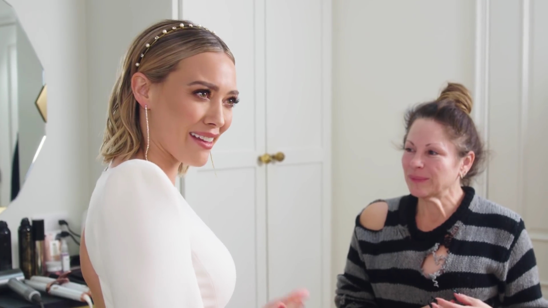 DailyDuff-dot-nl_2019Vogue-InsideWeddingDressFitting0494.jpg