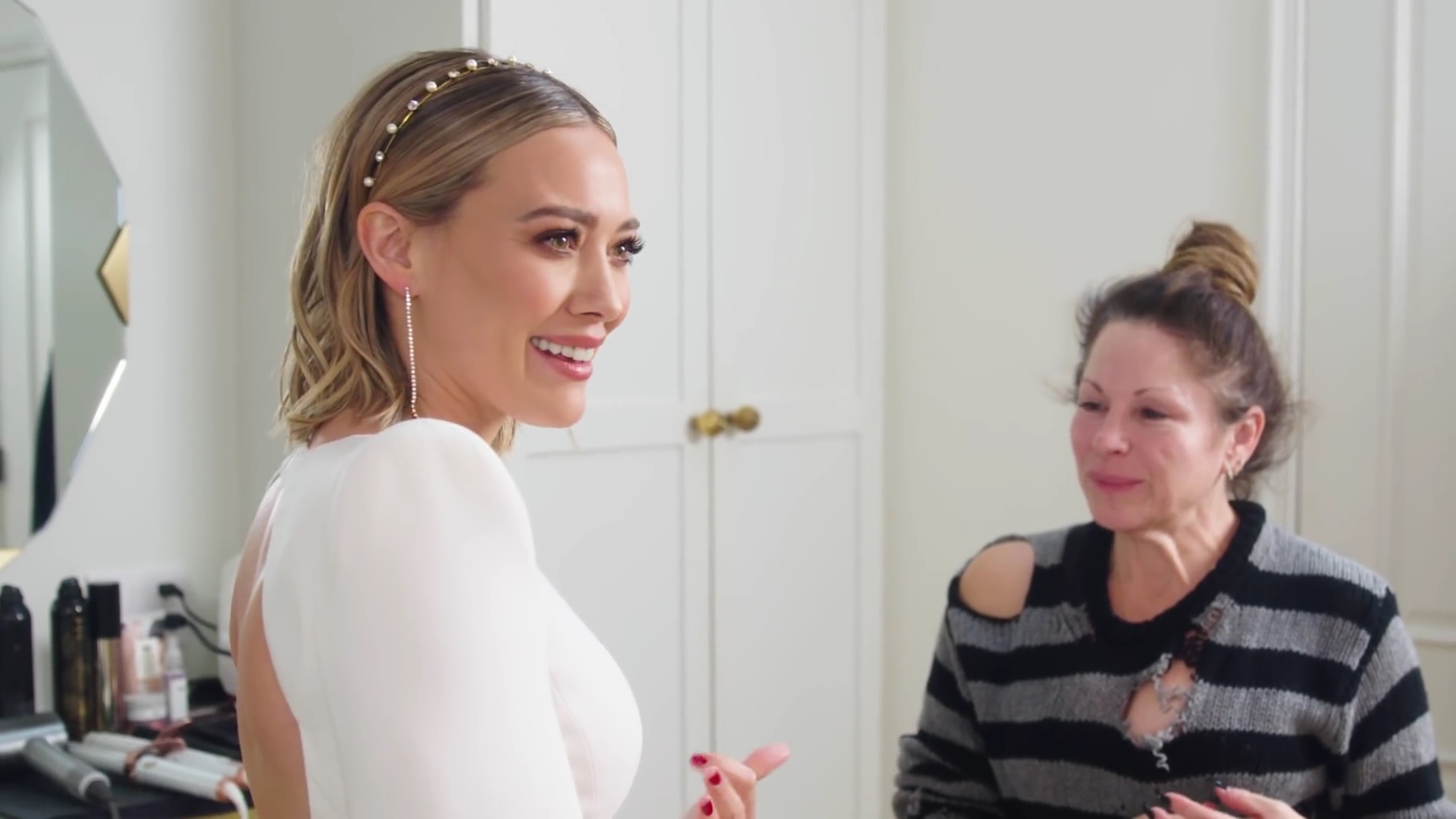 DailyDuff-dot-nl_2019Vogue-InsideWeddingDressFitting0495.jpg