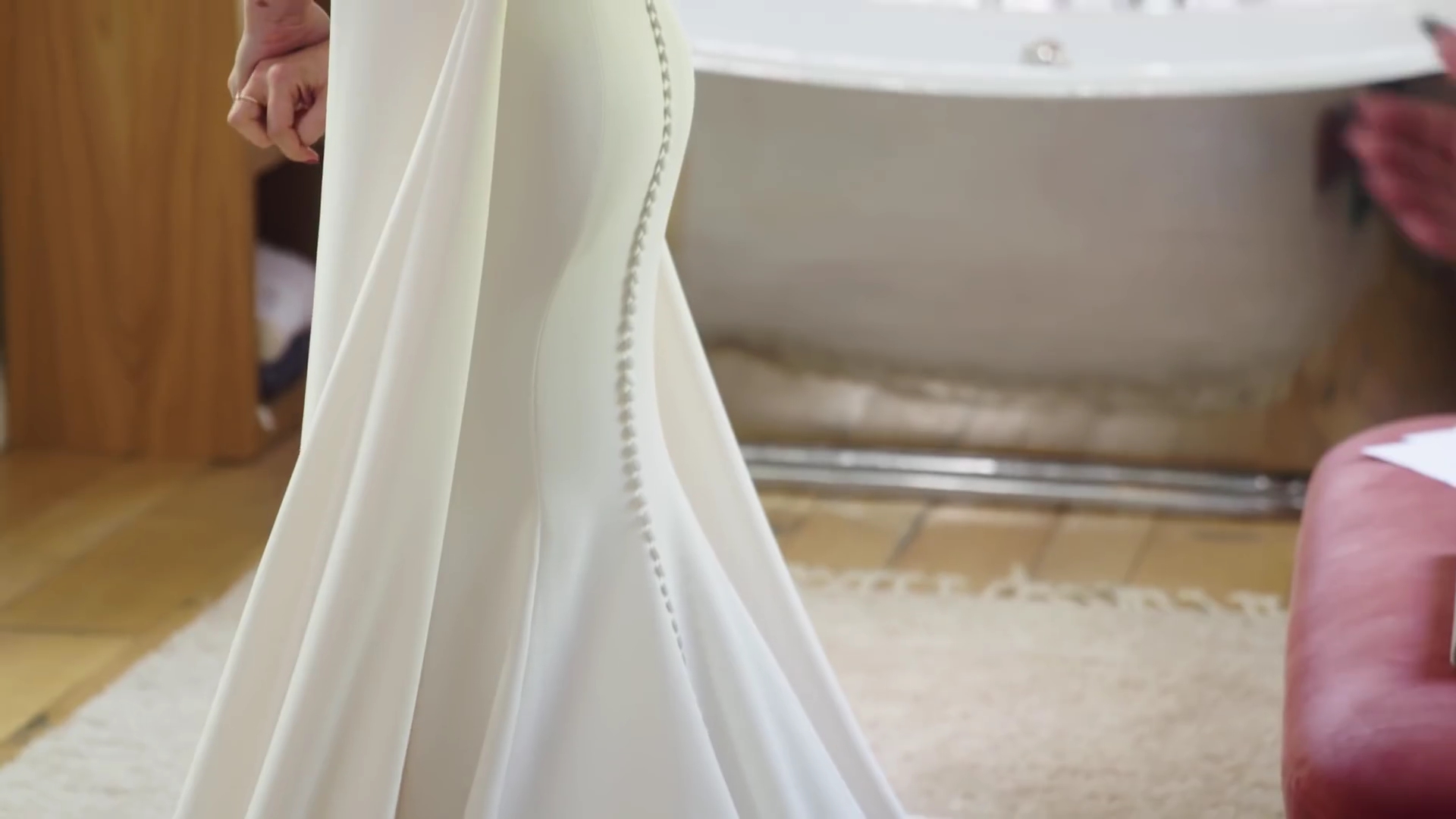 DailyDuff-dot-nl_2019Vogue-InsideWeddingDressFitting0558.jpg