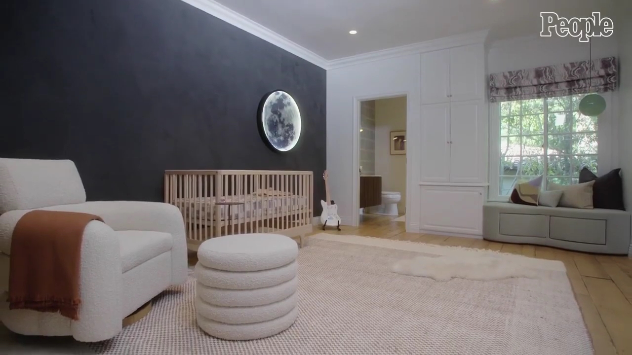 DailyDuff-dot-nl_2021PeopleMagazine-TouringMaesNursery0016.jpg