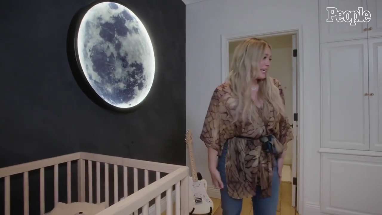 DailyDuff-dot-nl_2021PeopleMagazine-TouringMaesNursery0202.jpg