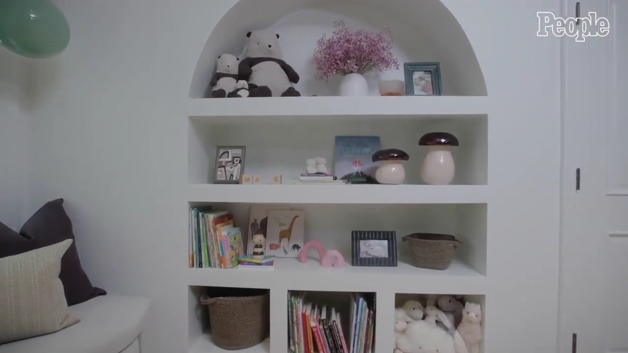 DailyDuff-dot-nl_2021PeopleMagazine-TouringMaesNursery0214.jpg