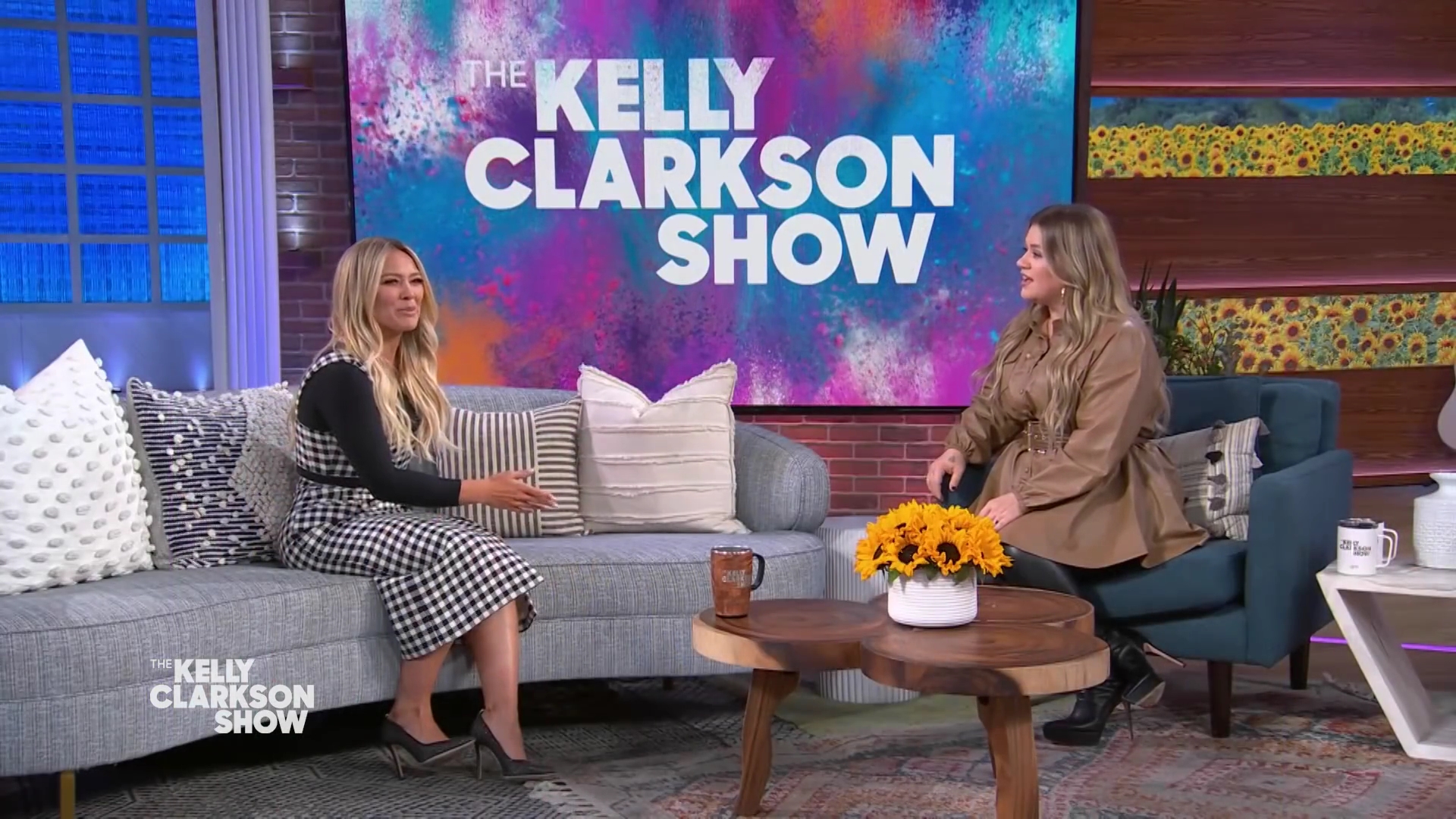 DailyDuff-dot-nl_2022TheKellyClarksonShow0048.jpg