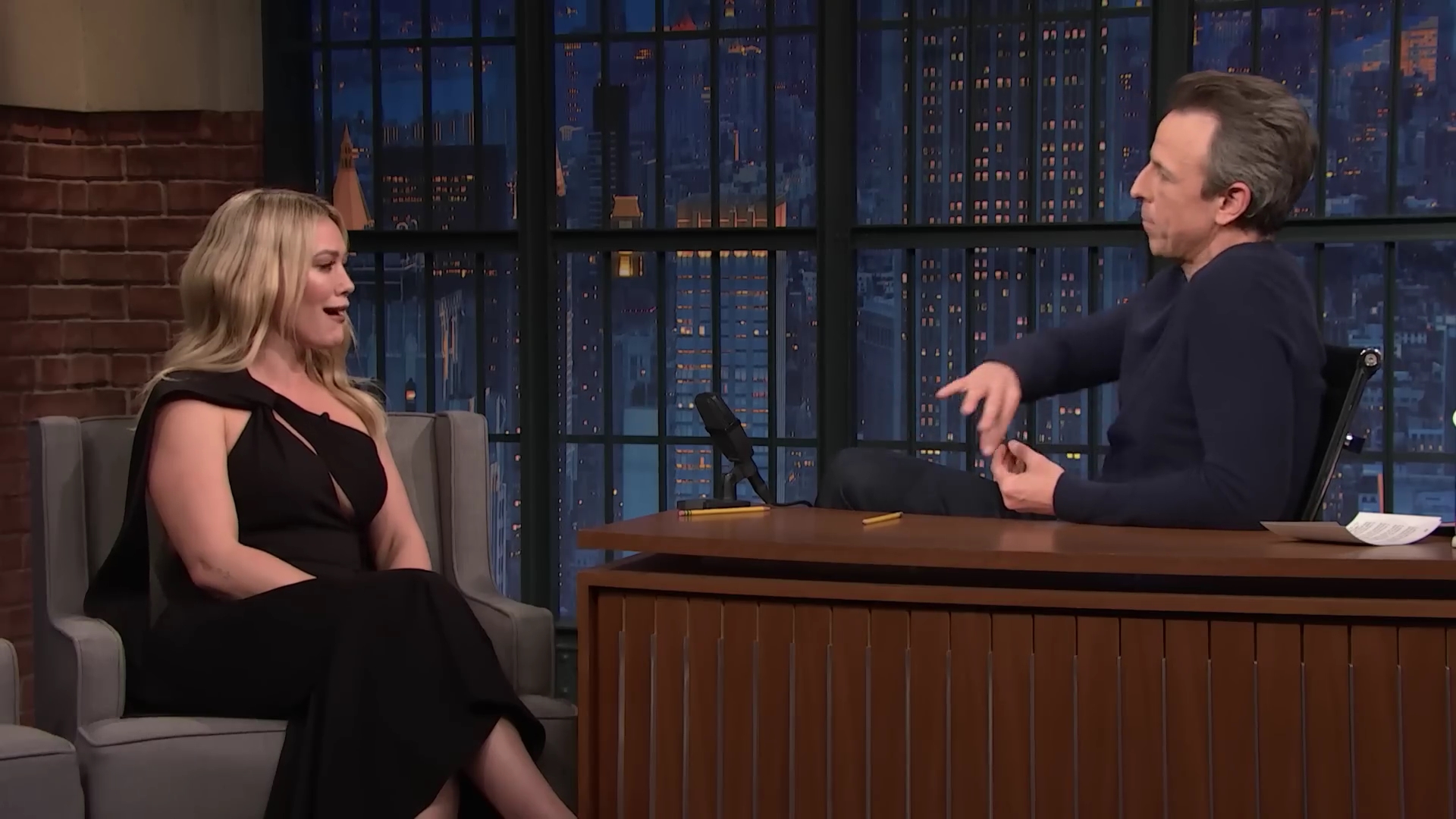 DailyDuff-dot-nl_2023LateNightwithSethMeyers0190.jpg