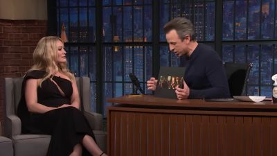 DailyDuff-dot-nl_2023LateNightwithSethMeyers0436.jpg