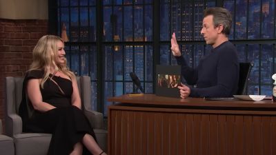 DailyDuff-dot-nl_2023LateNightwithSethMeyers0450.jpg