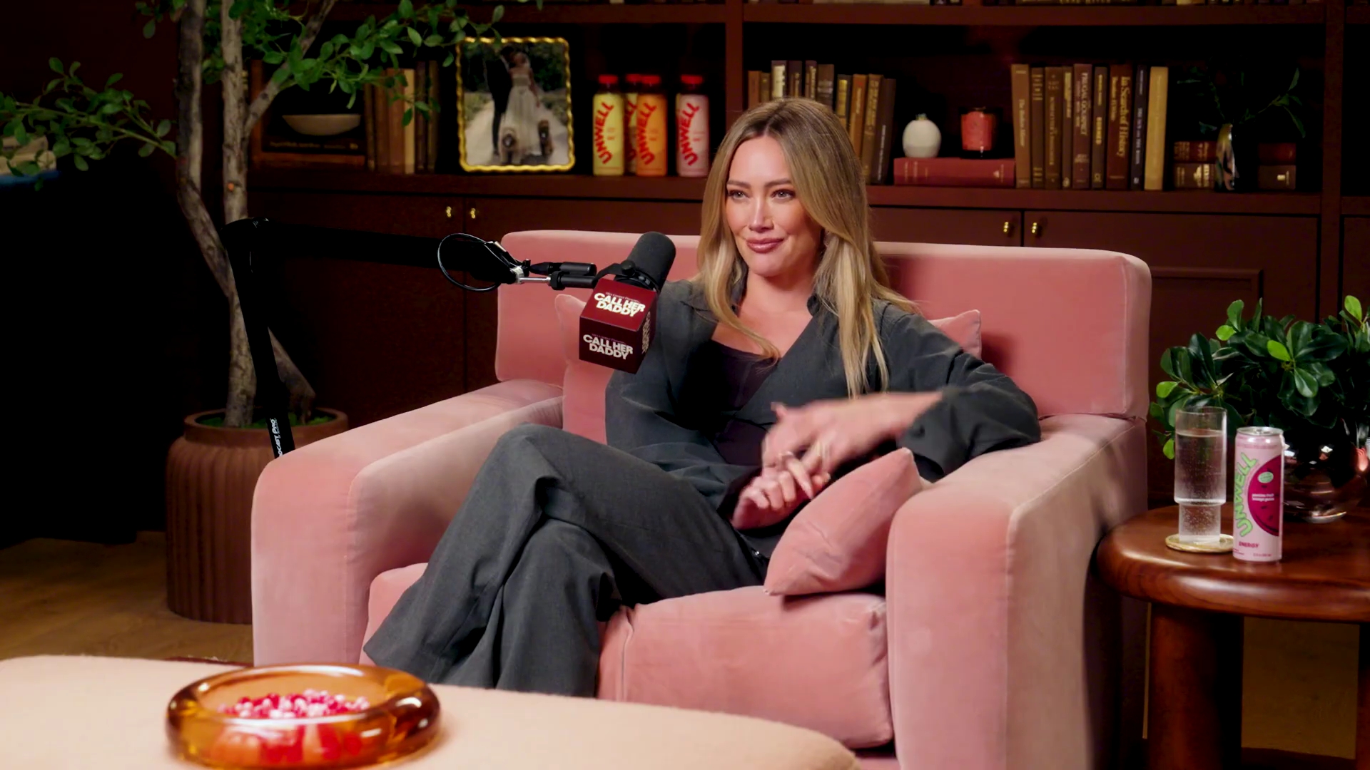 DailyDuff-dot-NL-2026CallHerDaddyPodcast3082.jpg DailyDuff-dot-NL-2026CallHerDaddyPodcast3082.jpg