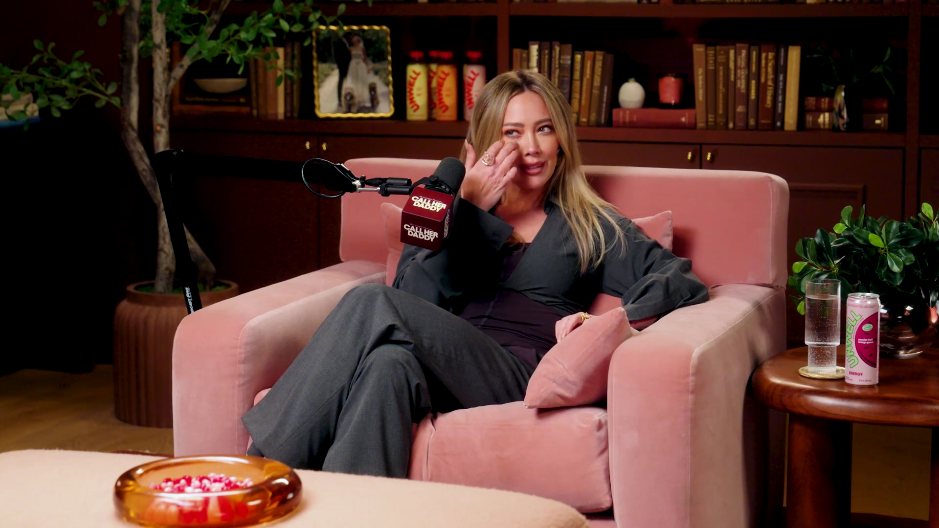 DailyDuff-dot-NL-2026CallHerDaddyPodcast3585.jpg DailyDuff-dot-NL-2026CallHerDaddyPodcast3585.jpg