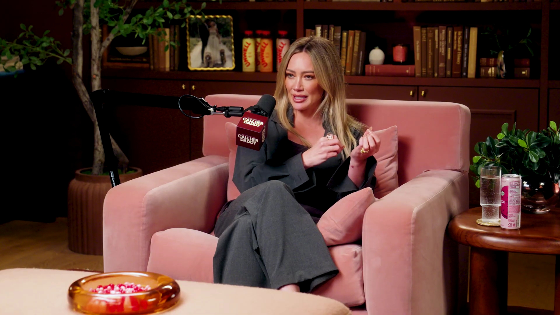 DailyDuff-dot-NL-2026CallHerDaddyPodcast4347.jpg DailyDuff-dot-NL-2026CallHerDaddyPodcast4347.jpg