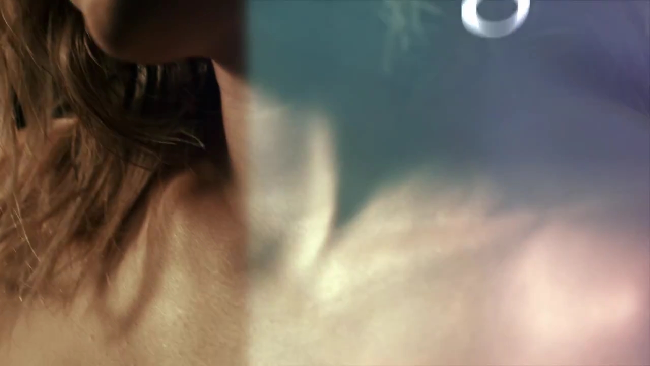 DailyDuff-dot-nl_AllAboutYouLyricsVideo0042.jpg DailyDuff-dot-nl_AllAboutYouLyricsVideo0042.jpg