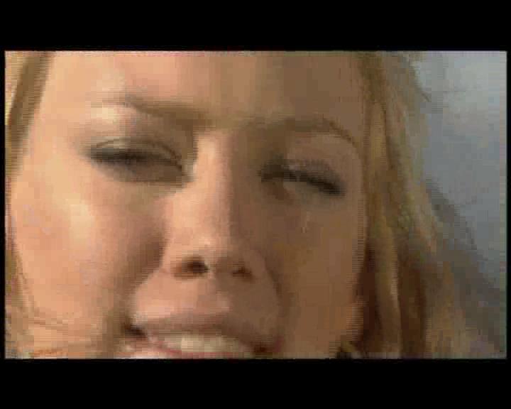 Dailyduff_dot_nl--AnywhereButHere00023.jpg Dailyduff_dot_nl--AnywhereButHere00023.jpg