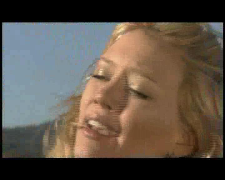 Dailyduff_dot_nl--AnywhereButHere00026.jpg Dailyduff_dot_nl--AnywhereButHere00026.jpg