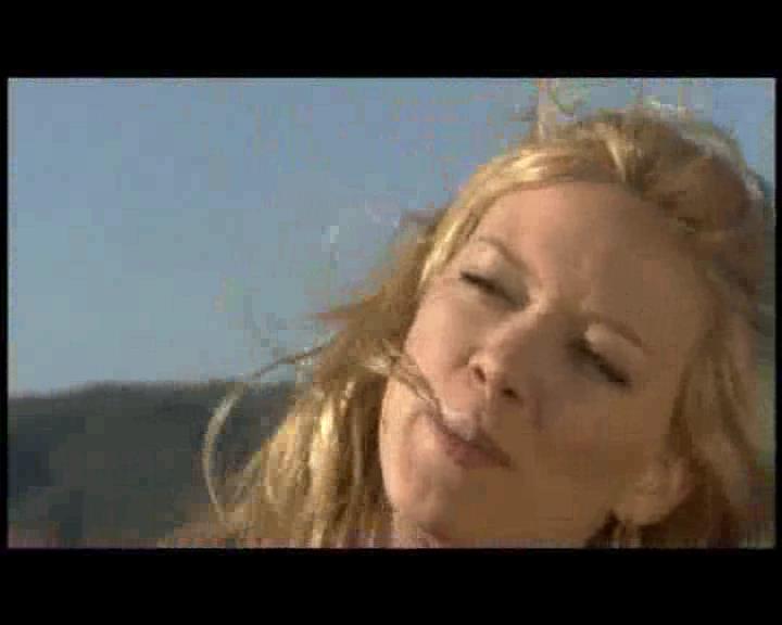 Dailyduff_dot_nl--AnywhereButHere00027.jpg Dailyduff_dot_nl--AnywhereButHere00027.jpg