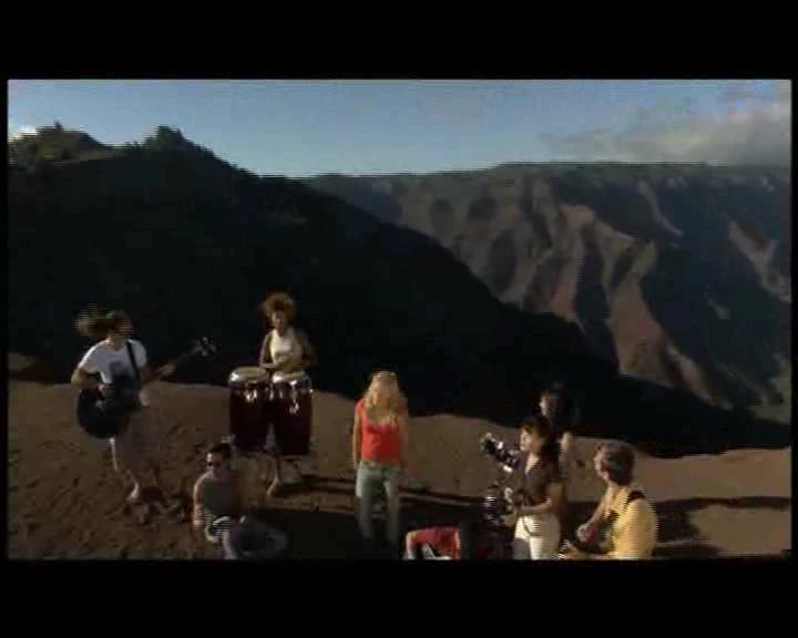 Dailyduff_dot_nl--AnywhereButHere00046.jpg Dailyduff_dot_nl--AnywhereButHere00046.jpg