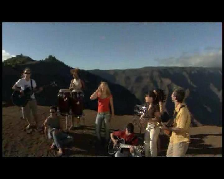 Dailyduff_dot_nl--AnywhereButHere00048.jpg Dailyduff_dot_nl--AnywhereButHere00048.jpg