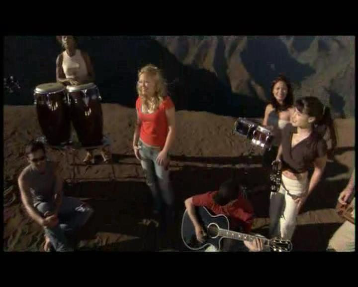 Dailyduff_dot_nl--AnywhereButHere00122.jpg Dailyduff_dot_nl--AnywhereButHere00122.jpg