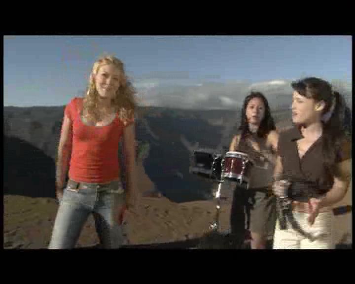 Dailyduff_dot_nl--AnywhereButHere00144.jpg Dailyduff_dot_nl--AnywhereButHere00144.jpg