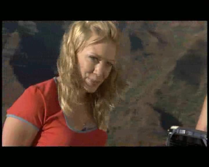 Dailyduff_dot_nl--AnywhereButHere00151.jpg Dailyduff_dot_nl--AnywhereButHere00151.jpg