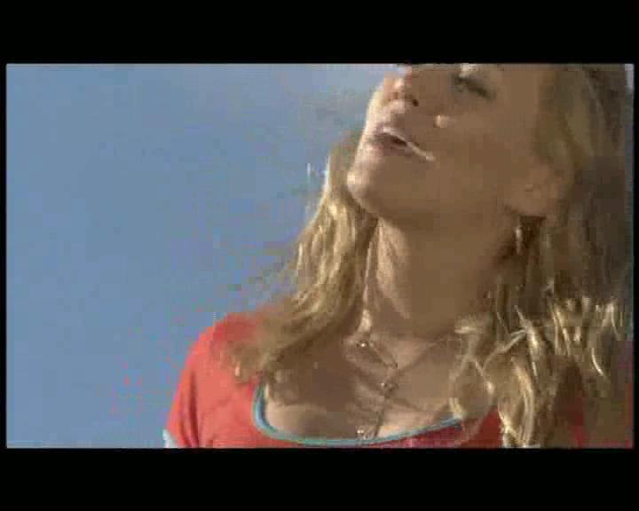 Dailyduff_dot_nl--AnywhereButHere00169.jpg Dailyduff_dot_nl--AnywhereButHere00169.jpg