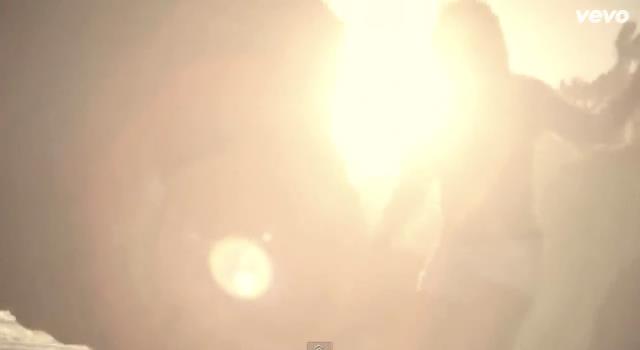 dailyduff-dot-nl-ChasingTheSun_MusicVideo0177.jpg dailyduff-dot-nl-ChasingTheSun_MusicVideo0177.jpg