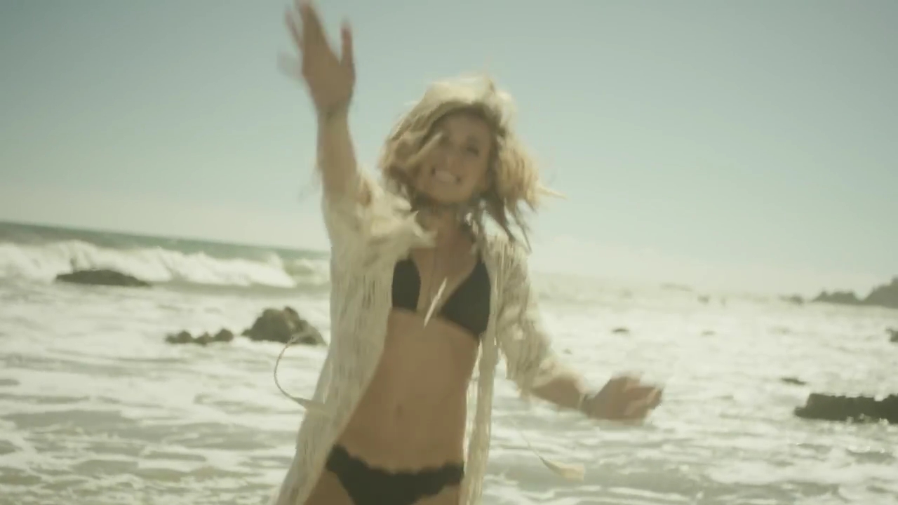 DailyDuff-dot-nl-ChasingTheSunBloopers0439.jpg DailyDuff-dot-nl-ChasingTheSunBloopers0439.jpg