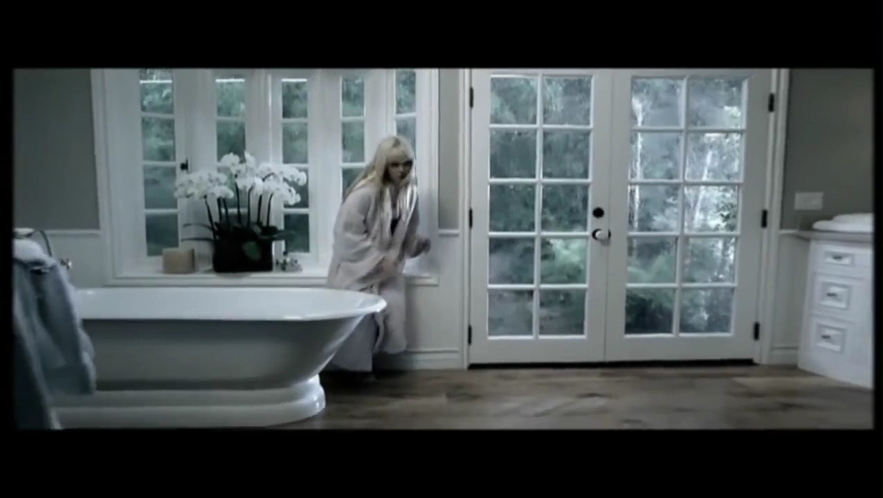 DailyDuff-dot-nl-ComeClean0052.jpg DailyDuff-dot-nl-ComeClean0052.jpg