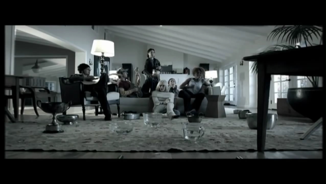 DailyDuff-dot-nl-ComeClean0114.jpg DailyDuff-dot-nl-ComeClean0114.jpg