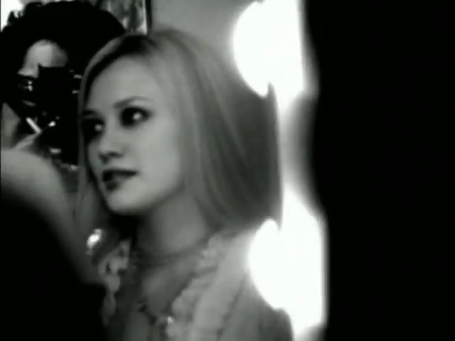 DailyDuff-dot-nl-Fly0158.jpg DailyDuff-dot-nl-Fly0158.jpg