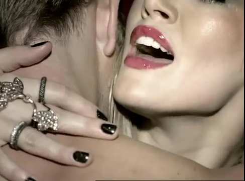 DailyDuff-dot-nl-ReachOut0077.jpg DailyDuff-dot-nl-ReachOut0077.jpg